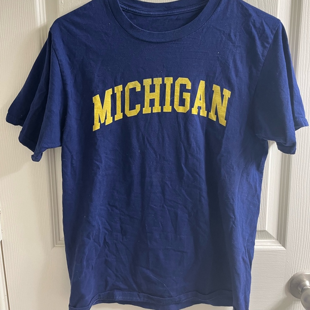 Michigan tee💌